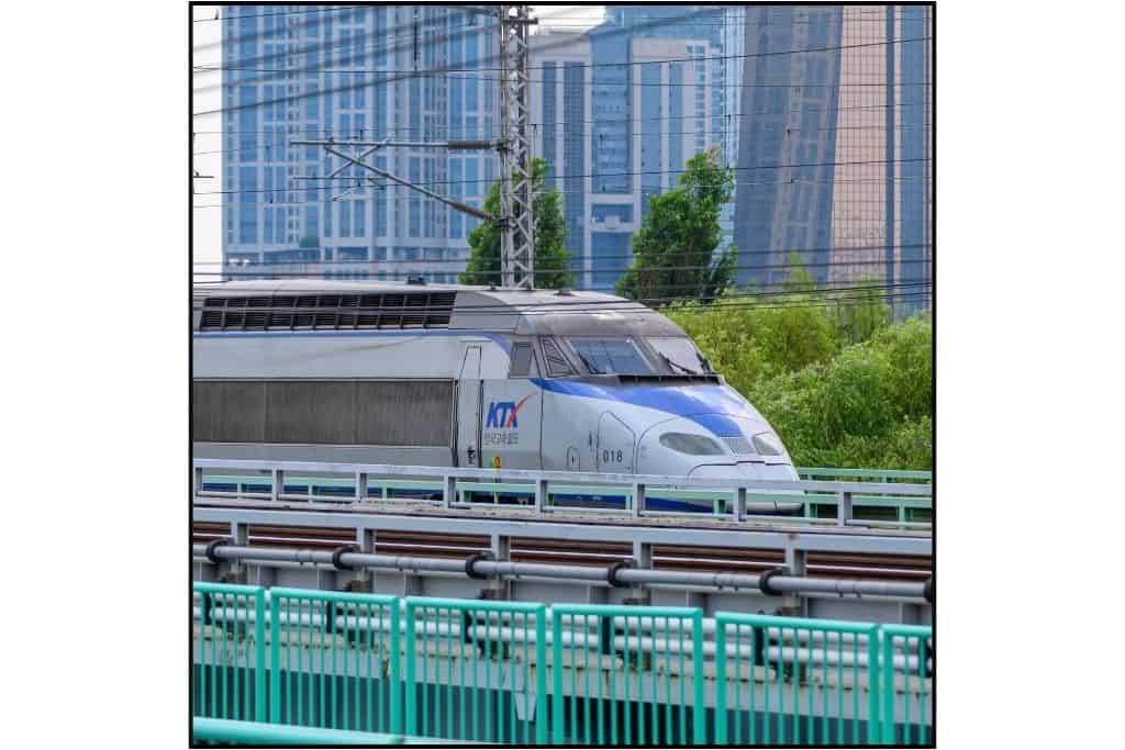 KTX high speed train from Seoul Station to Busan, the most popular way to get from Seoul to Busan