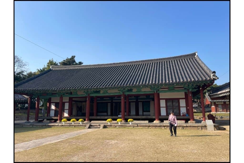 A traditional Korean hanok house at Gyeongju Gyochon Traditional Village, in Gyeongju, a charming spot for a day trip 