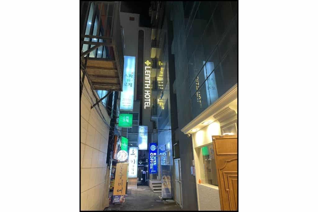 The back alley entrance to Lenith Hotel, where small bars and a coffee shop can be found.