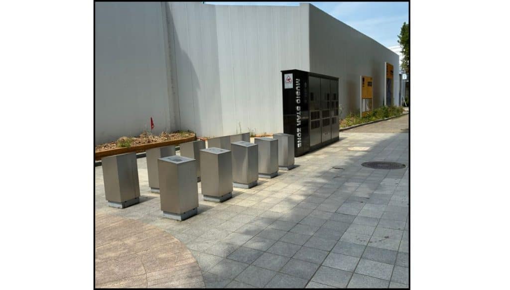 Wall display of bronze K-pop artist handprints and commemorative plaques at Music Star Zone near Jamsil Olympic Stadium.
