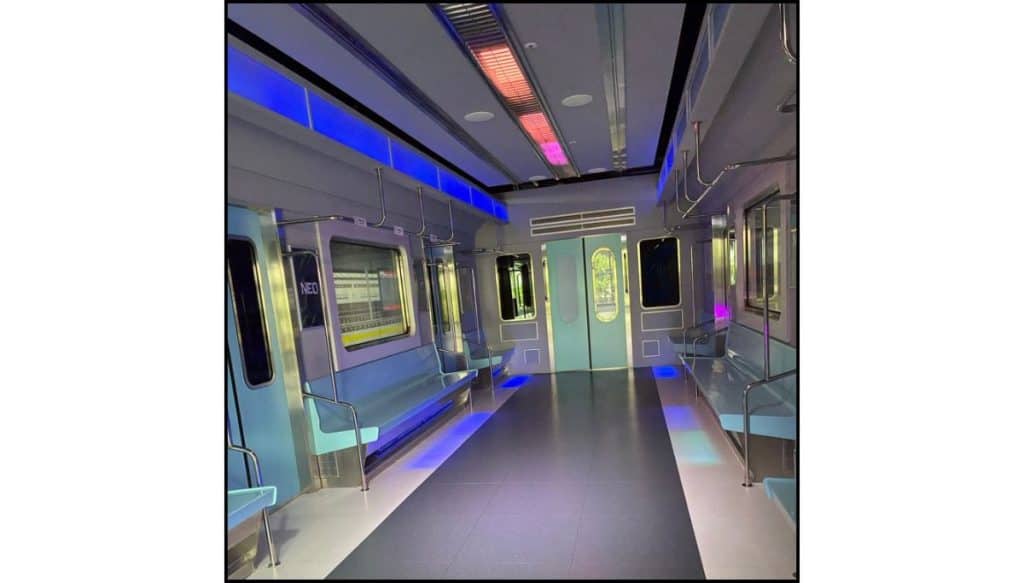 A realistic Seoul subway car set with blue seats, handrails, and digital windows for photos inside HiKR Ground.
